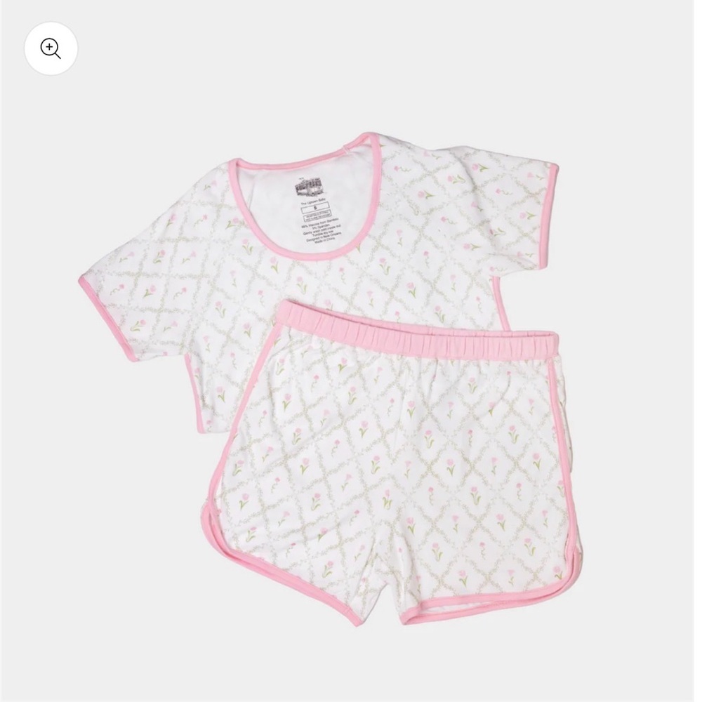Uptown Baby flower trellis pajama short set